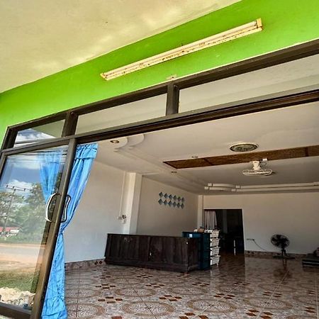 I Daa Pra-Ea Guesthouse เกาะลันตา ภายนอก รูปภาพ