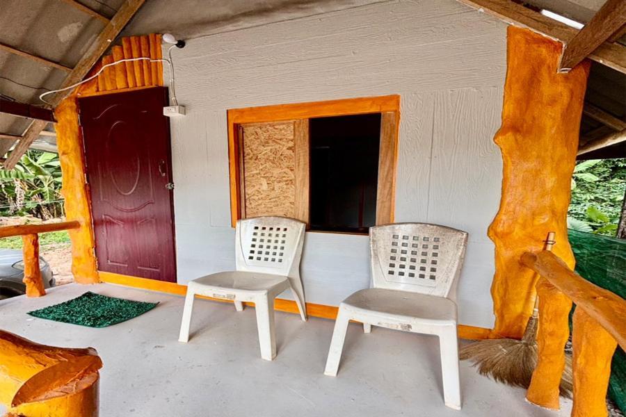 I Daa Pra-Ea Guesthouse เกาะลันตา ภายนอก รูปภาพ