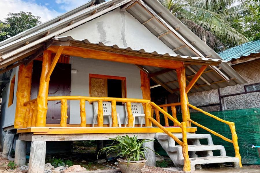 I Daa Pra-Ea Guesthouse เกาะลันตา ภายนอก รูปภาพ